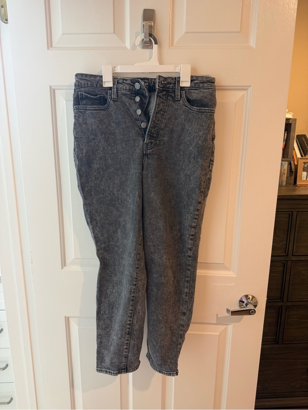 Old Navy High-Rise Button-Fly Jeans - Washed Gray